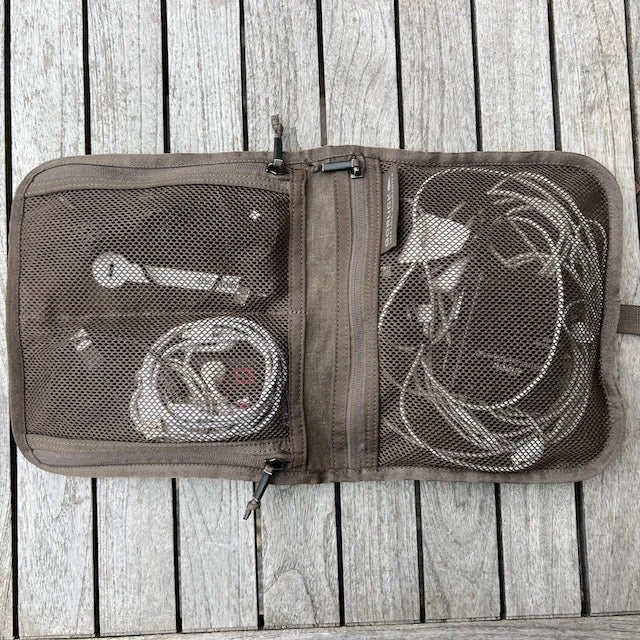 Wire Dopp - Waxed Canvas